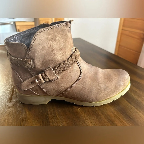 Teva Rugged Suede Waterproof Leather Ankle Boots Size 7.5 - Picture 5 of 9